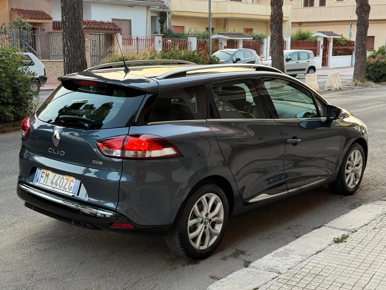 Renault Clio Sporter 1.5 dCi NAVI CAMERA PELLE