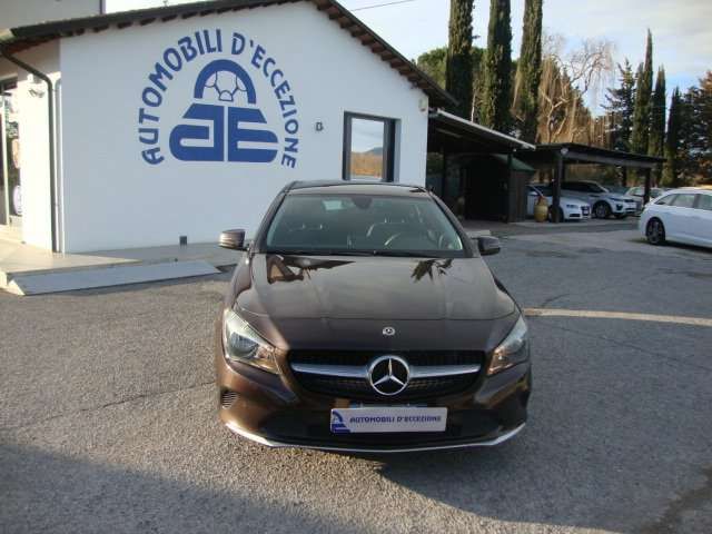 Mercedes-Benz CLA 200 CLA Shooting Brake 200 d Sport auto FL