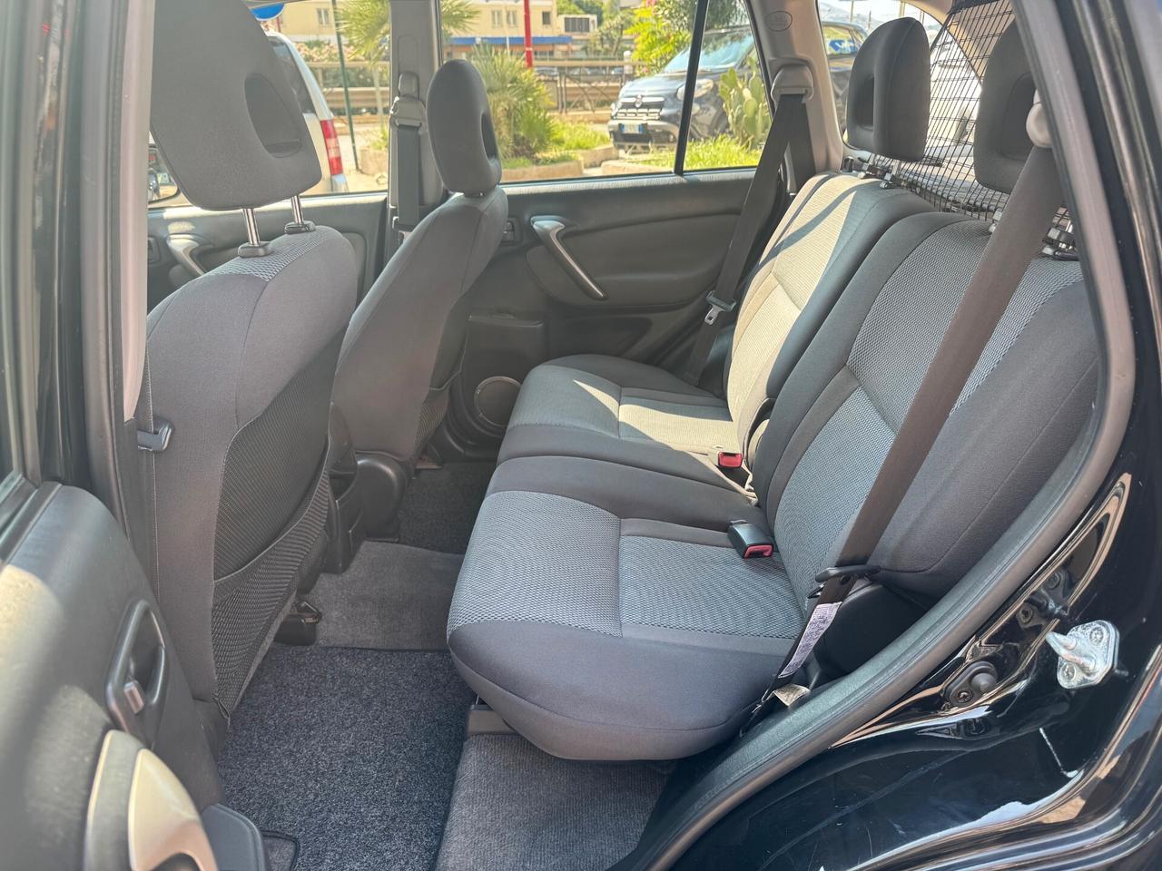 Toyota RAV4 4x4 td