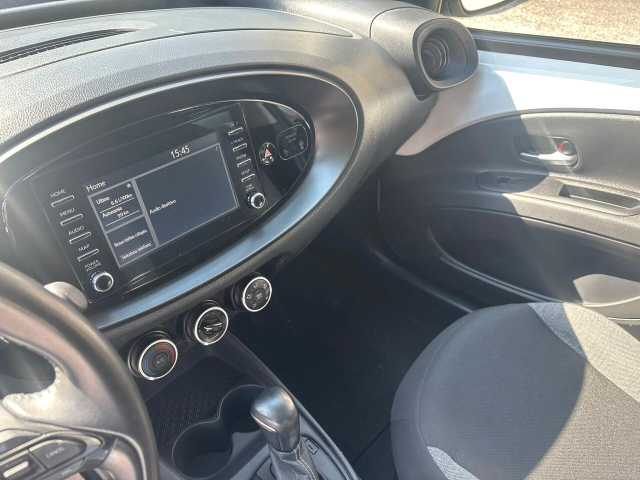 Toyota Aygo X 2022 Active S-CVT – Compatta, Stilosa e Super Accessoriata!