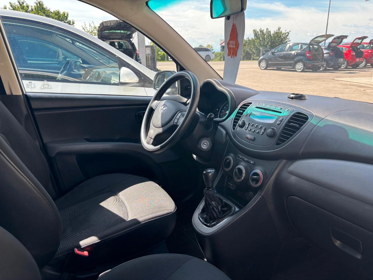 Hyundai i10 1.1 Benzina Neopatentati
