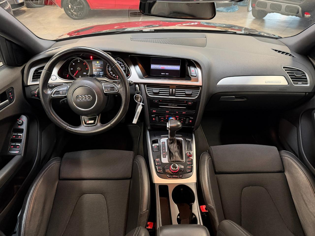 Audi A4 Avant 2.0 TDI 177 CV quattro S tronic edition