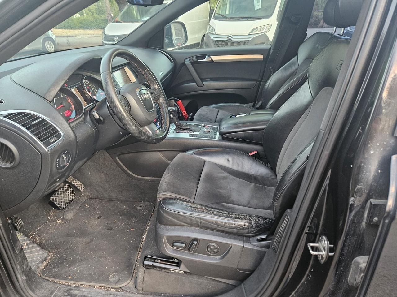 Audi Q7 3.0 V6 TDI 233CV quattro tiptronic