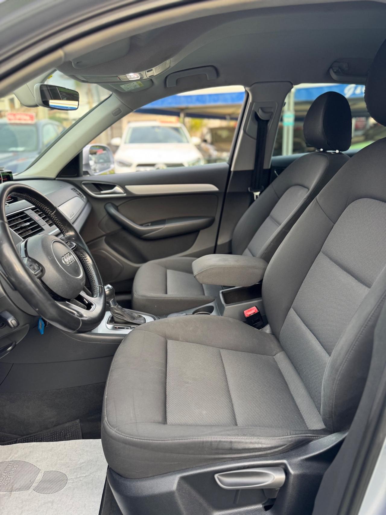 Audi Q3 2.0 TDI 150 CV quattro S tronic Sport