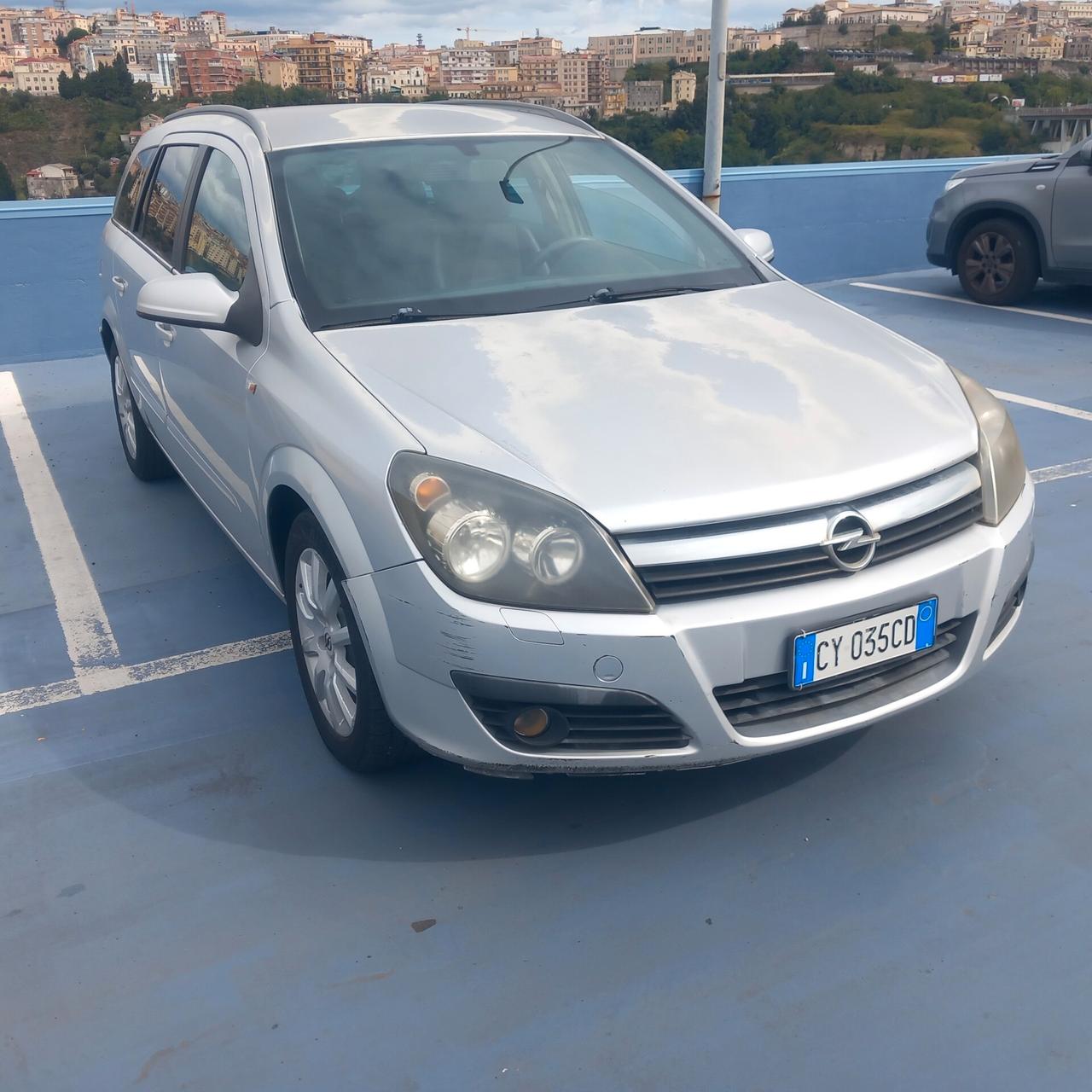 Opel Astra 1.9 CDTI 120CV