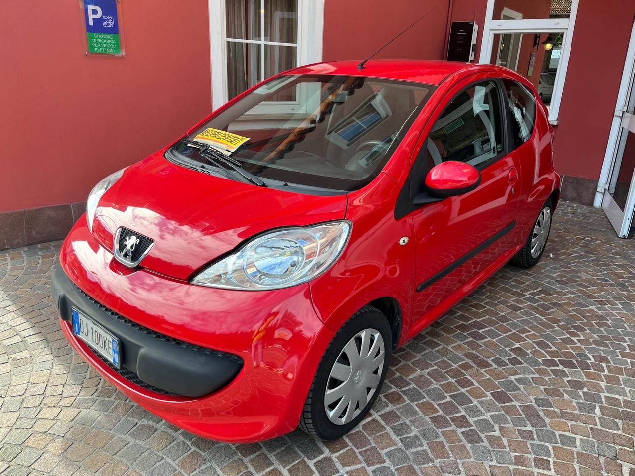Peugeot 107 1.0 68CV - BENZINA