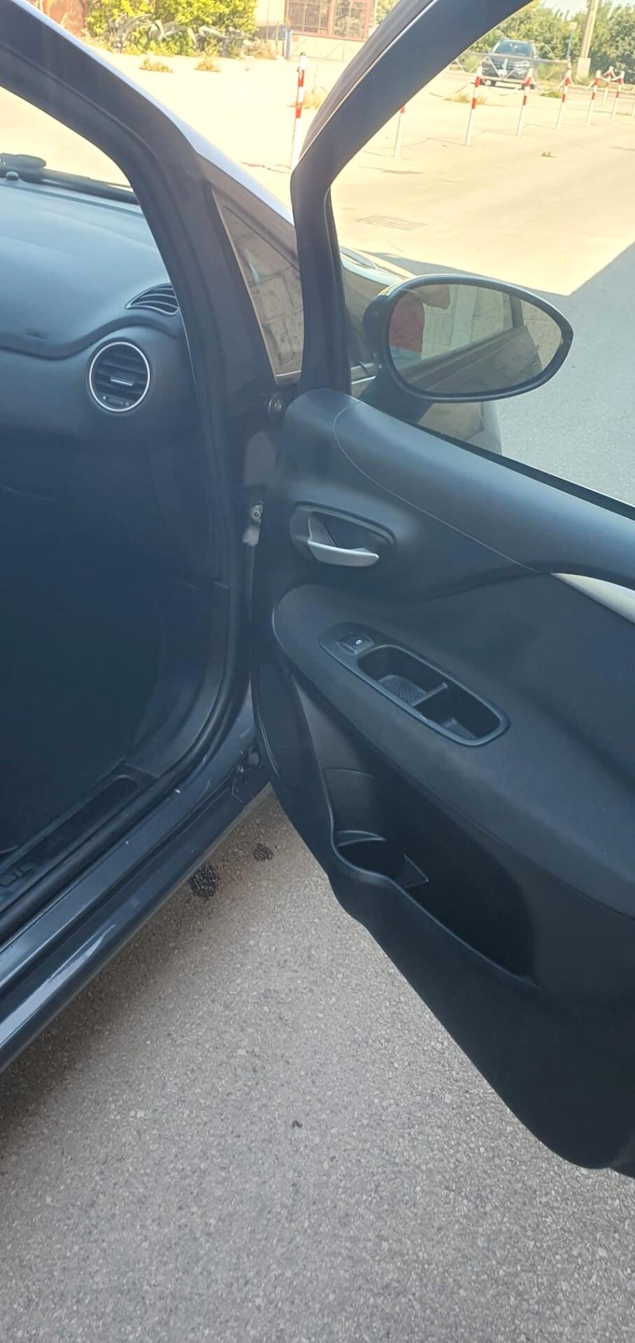 Fiat Punto 1.3 MJT II S&S 95 CV 3 porte Lounge