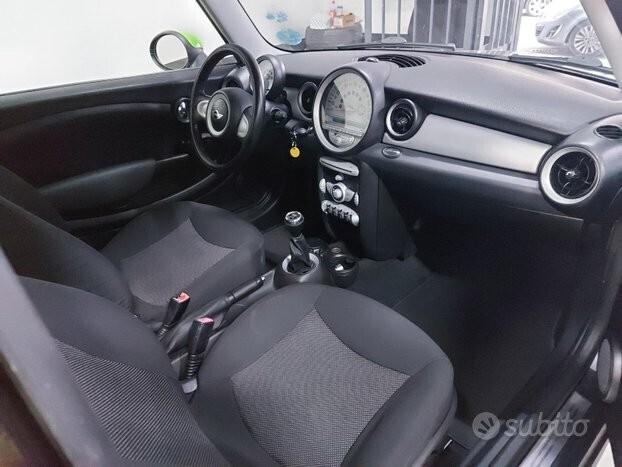 Mini Cooper 1.6 d unico prop 2010