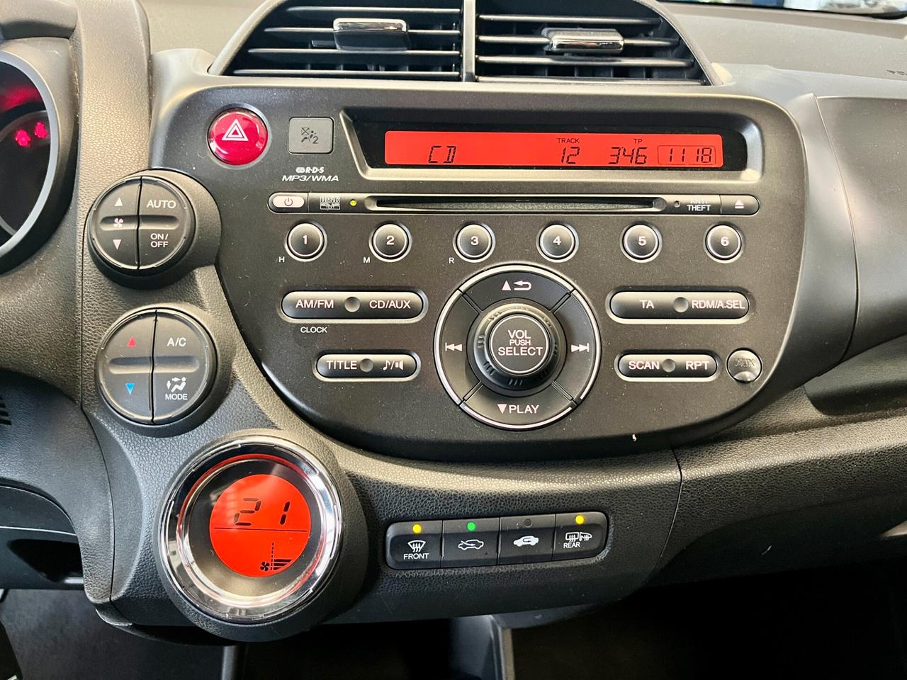 Honda Jazz 1.4 i-VTEC Elegance-NEOPATENTATI-