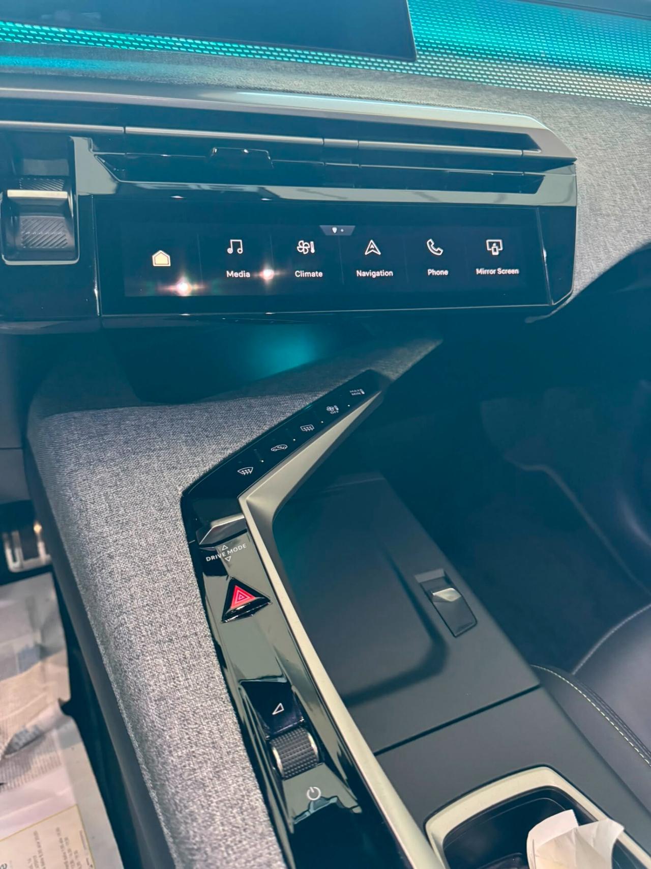 Peugeot 3008 Hybrid 145 e-DCS6 GT