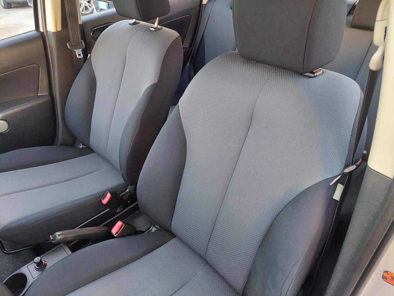 Mazda 2 1.3 16V 75CV 5porte Easy