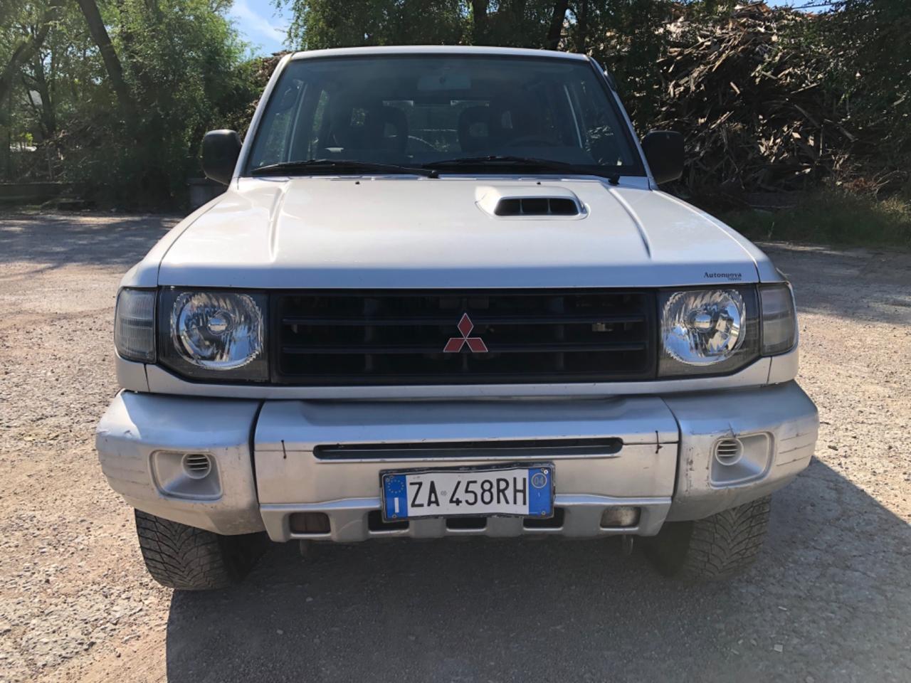 Mitsubishi Pajero 2.5 TDI MT SS GLS Special Action