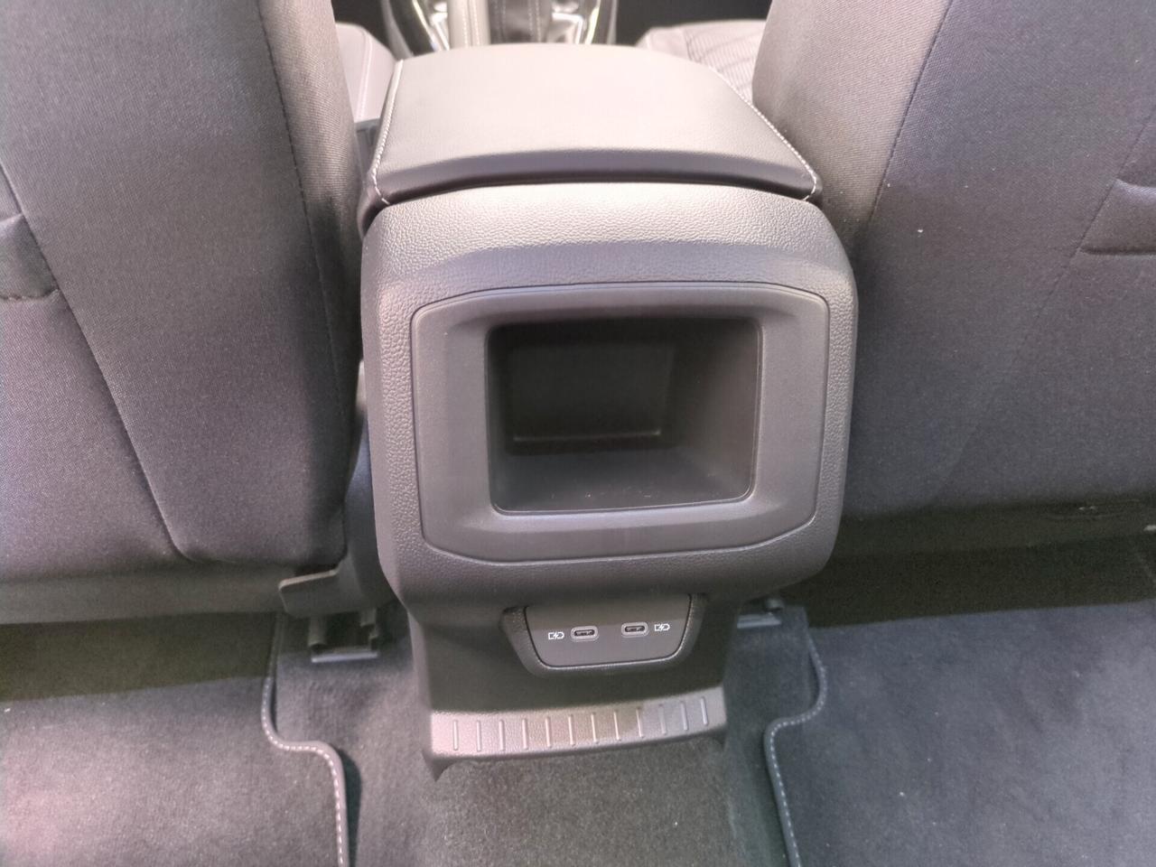 Volkswagen T-Cross 1.0 TSI 115 CV R-Line