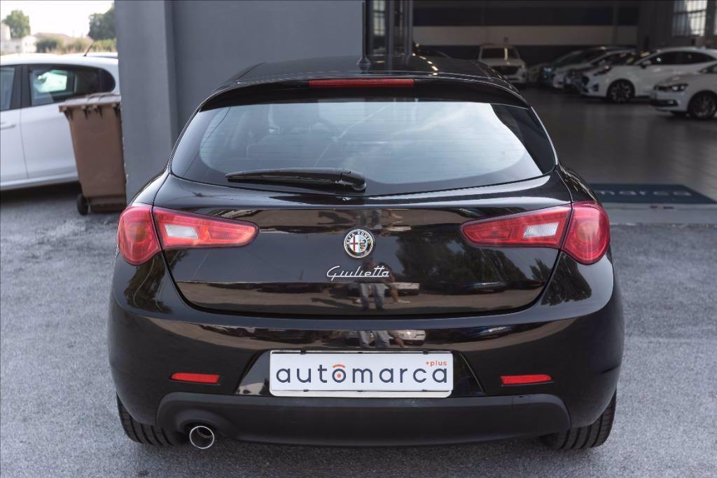 ALFA ROMEO Giulietta 1.6 jtdm(2) Distinctive del 2015