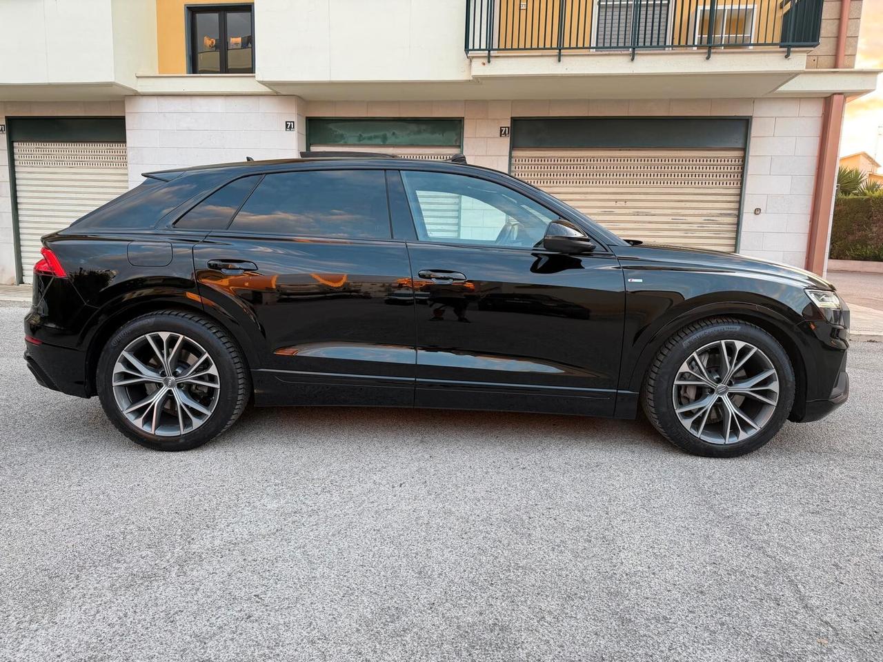 Audi Q8 50 TDI 286 CV quattro tiptronic Sport