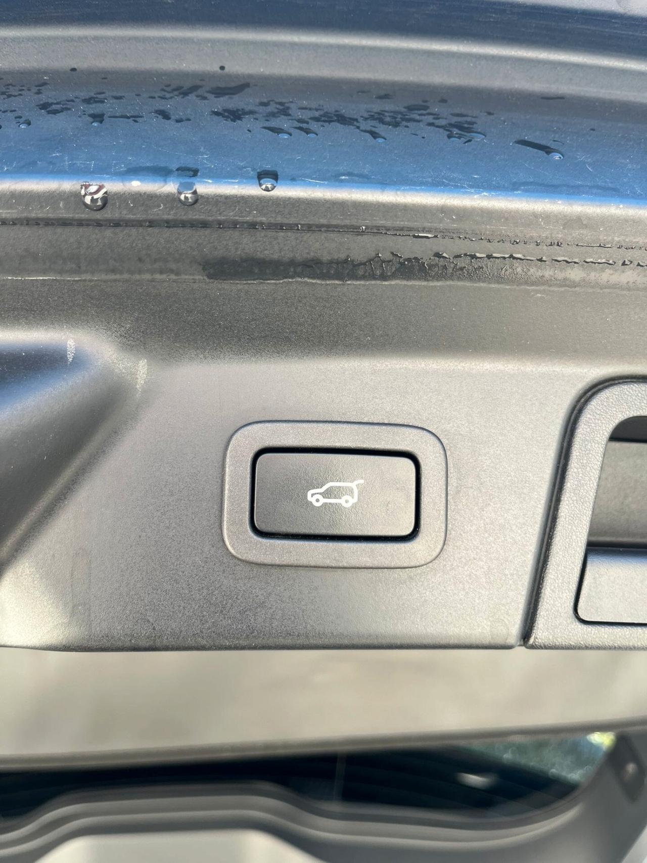 Land Rover Range Velar 2.0D I4 240 CV SE