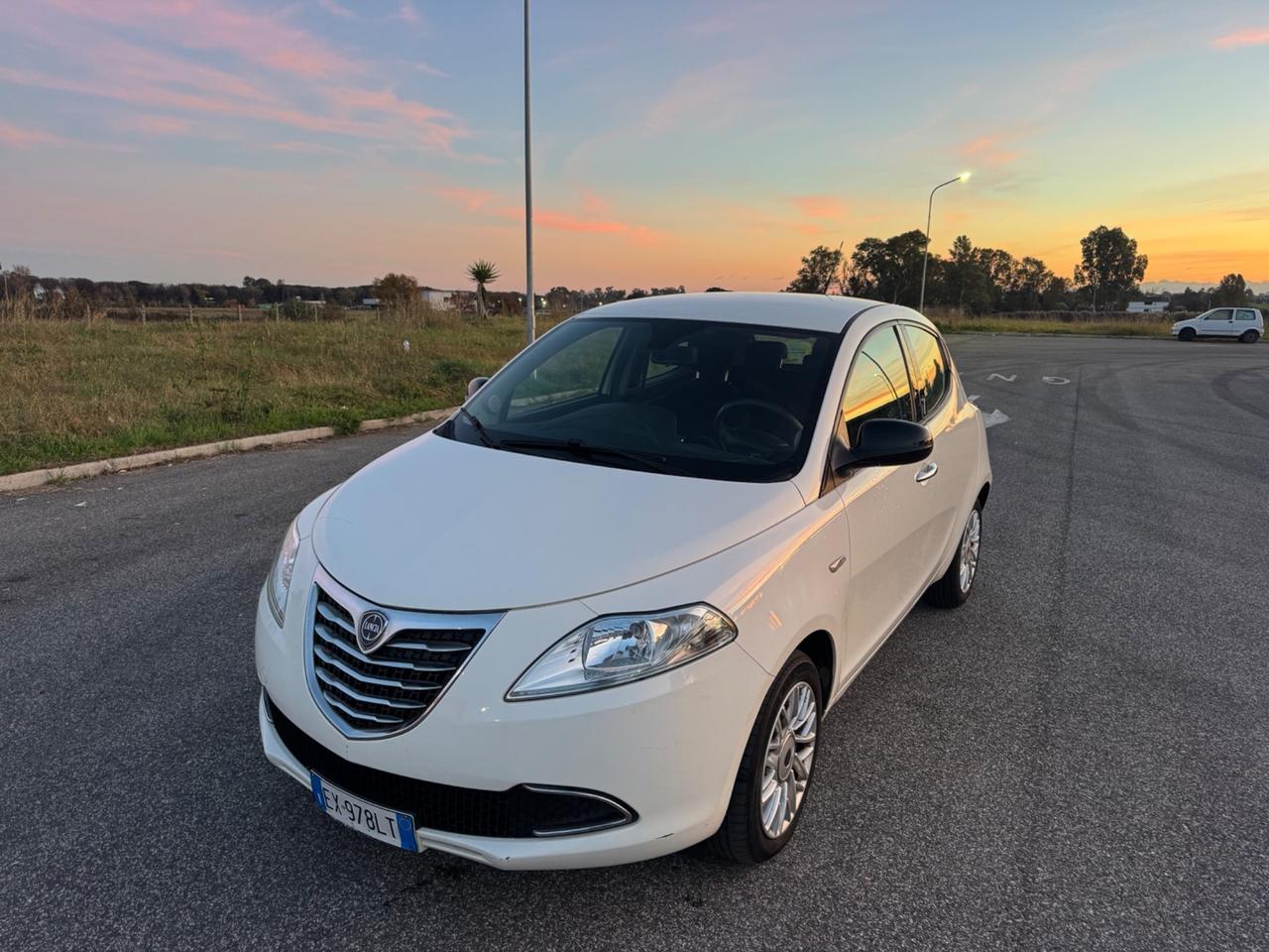 Lancia Ypsilon 1.3 MJT 16V 95 CV 5 porte S&S Mya