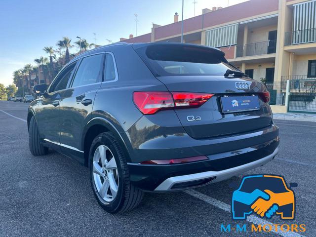 AUDI Q3 35 TDI quattro S tronic Business Advanced