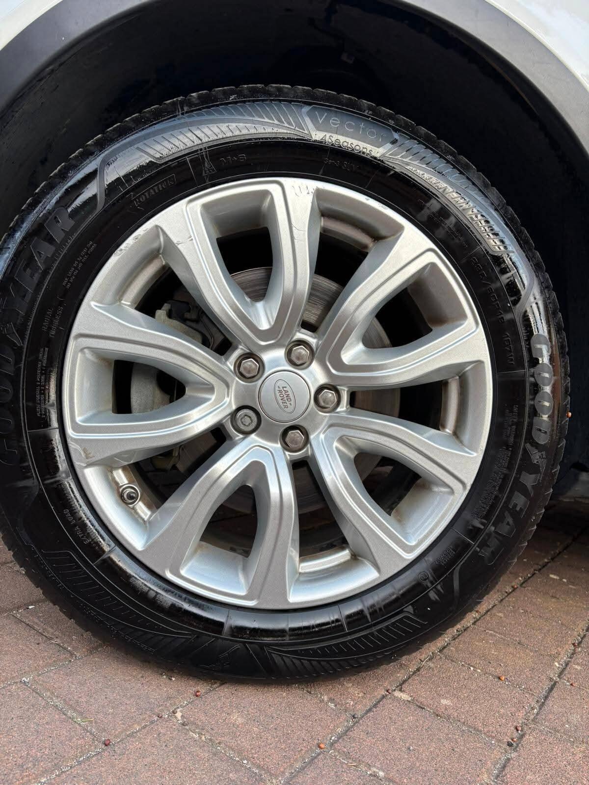 Land Rover Range Evoque 2.0 TD4 150 CV 5p. Pure