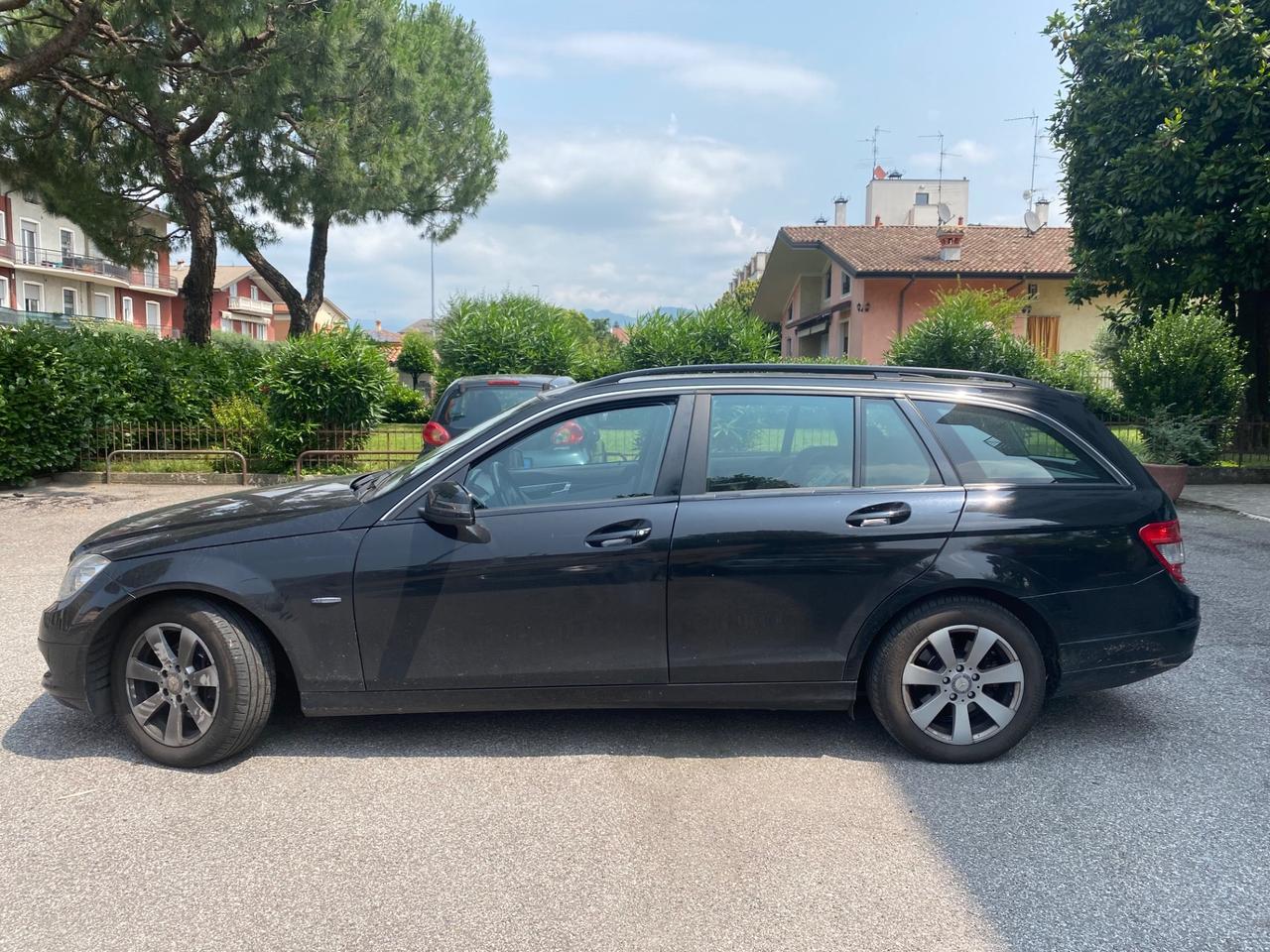Mercedes-benz C 220 170 cavalli