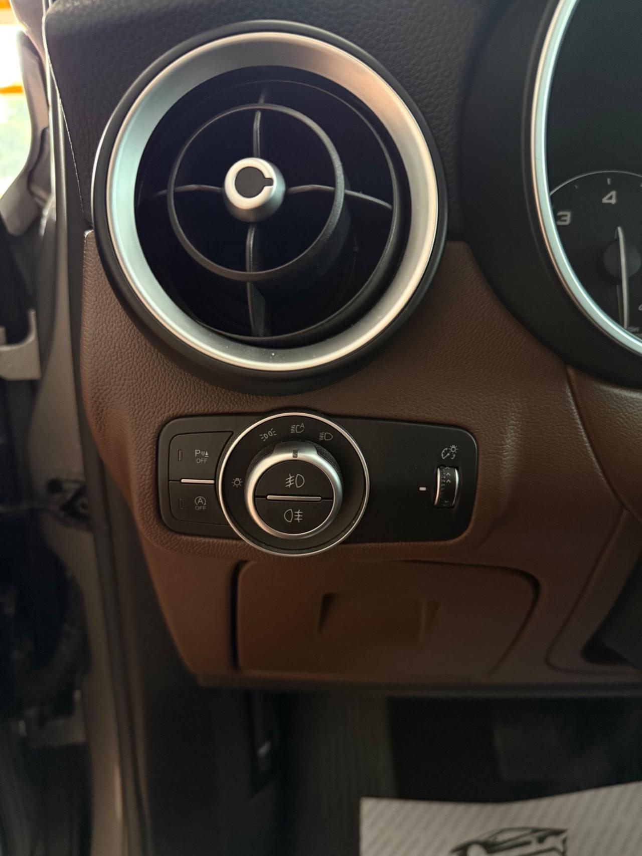 Alfa Romeo Stelvio 2.2 Turbodiesel 180Cv E6