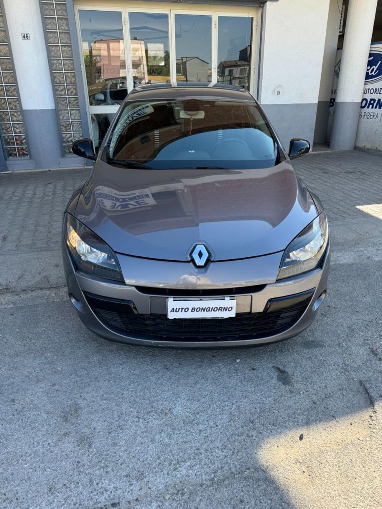 RENAULT Megane 1.5 dCi 110CV Attractive