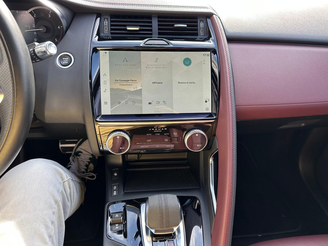 Jaguar E-Pace 2.0D 163 CV 2022 R-Dynamic HSE