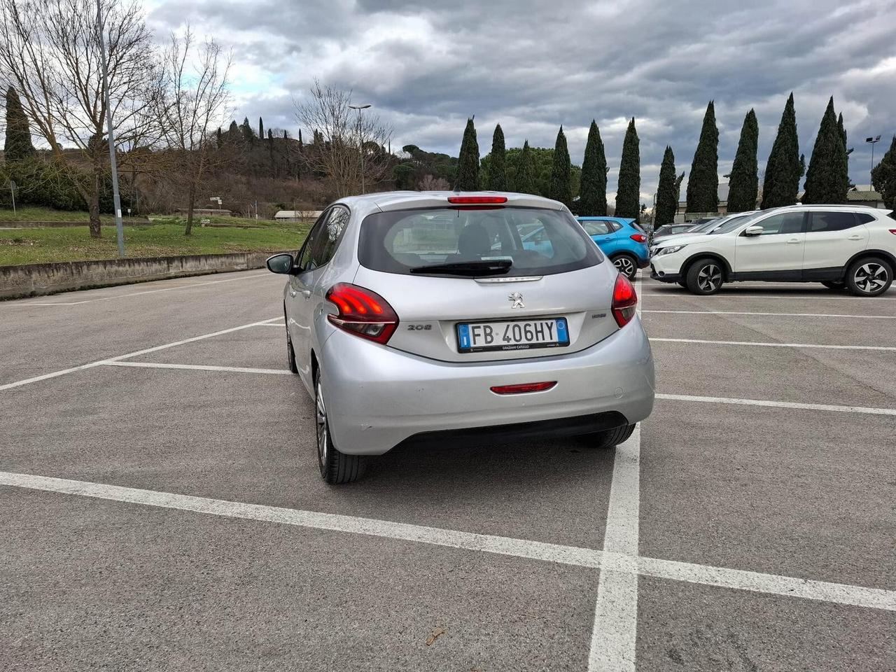 Peugeot 208 BlueHDi 75 5 porte Allure