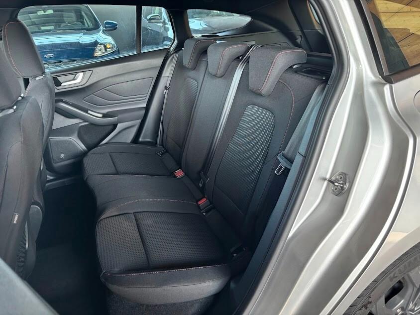Ford Focus 1.0 EcoBoost Hybrid 125CV Powershift SW ST-Line Design