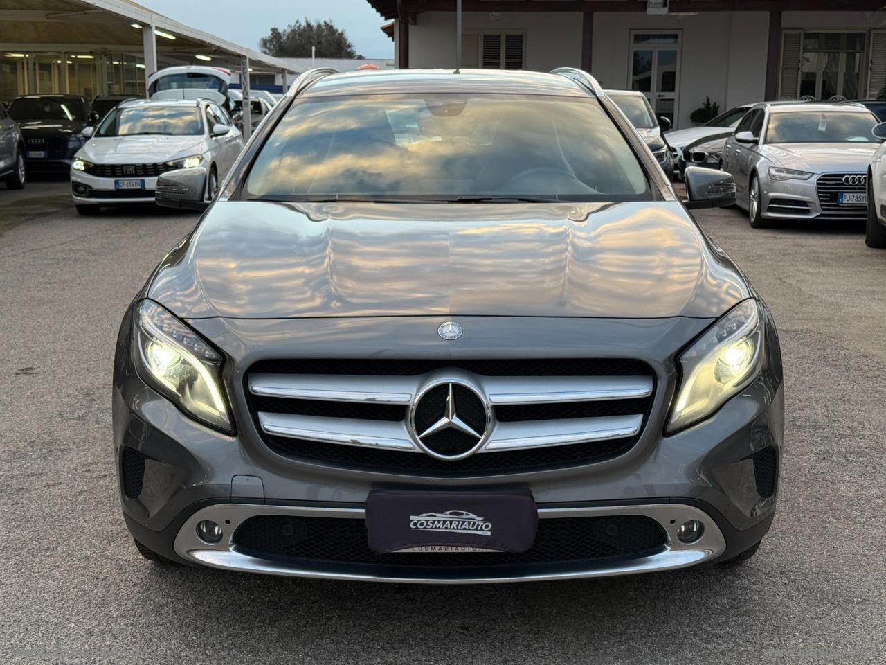 MERCEDES-BENZ GLA 200 CDI Sport