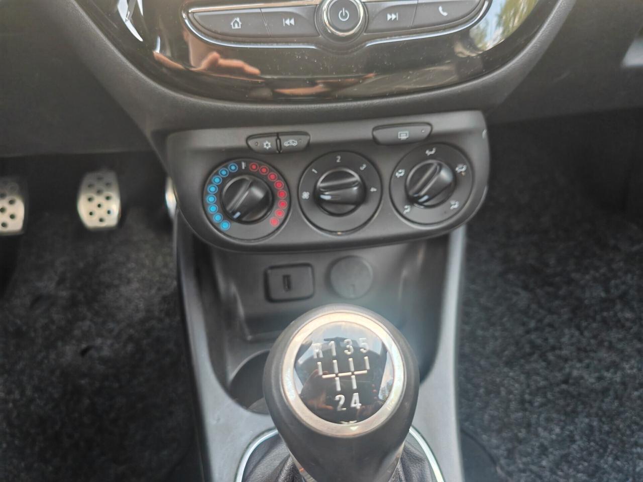 Opel Corsa 1.3 CDTi b-Color Incidentata