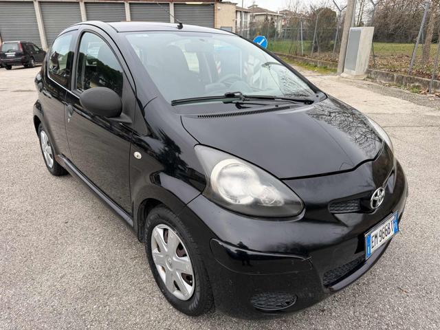 TOYOTA Aygo 1.0 12V VVT-i 5p Deep Ocean Connect Bellissima