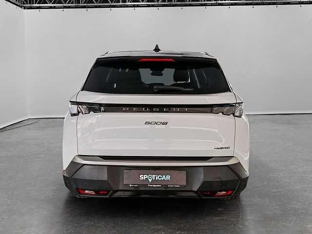 Peugeot 5008 Hybrid 136 e-DCS6 GT