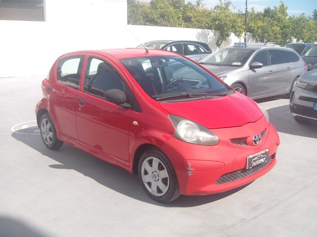 Toyota Aygo 1.0 12V VVT-i 5 porte Sol - 2008