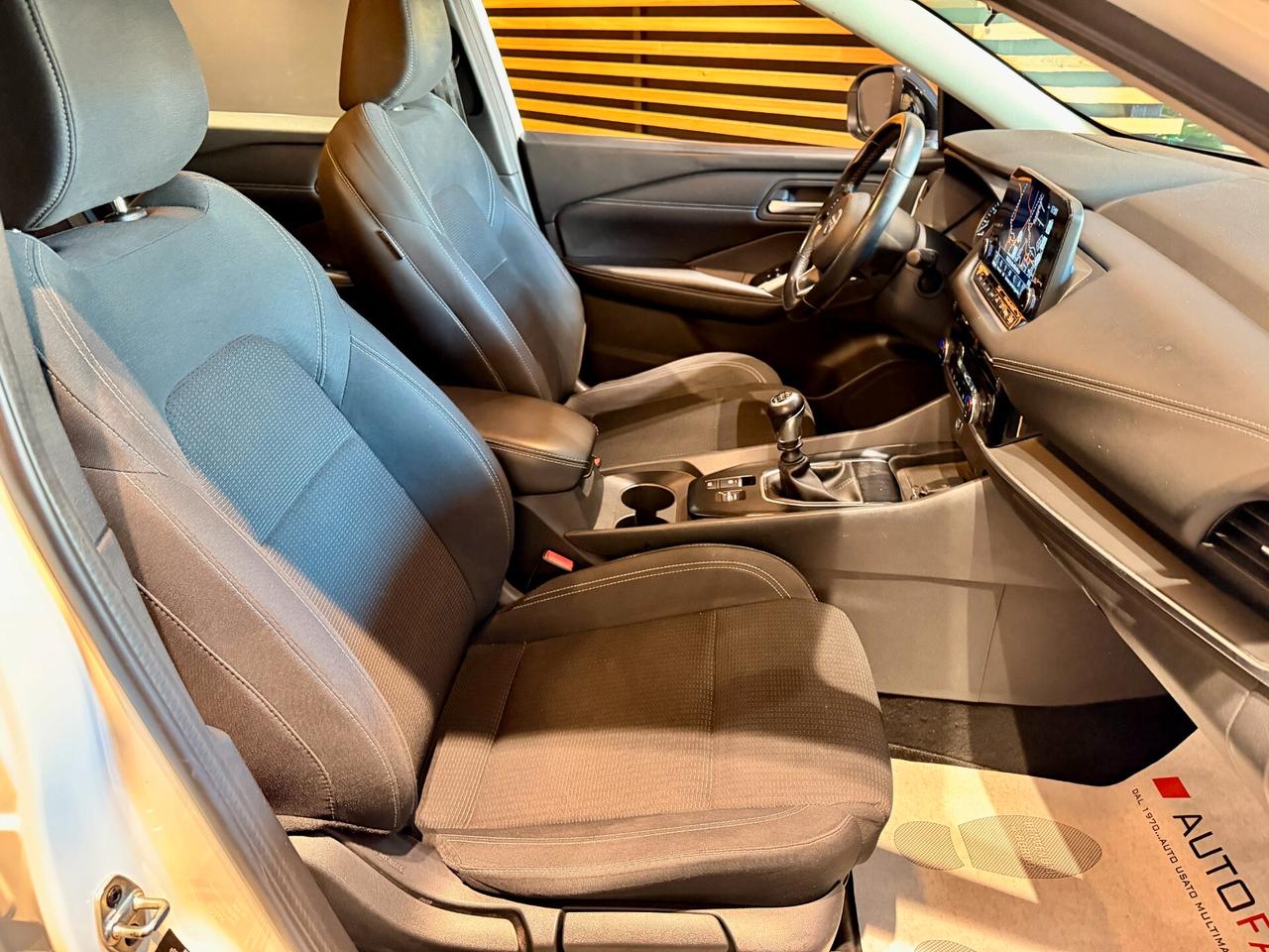 Nissan Qashqai MHEV 140 CV Business