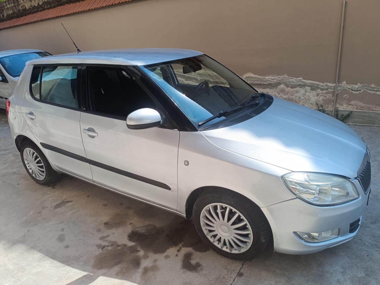Skoda Fabia 1.2 12V 70CV 5p. Style