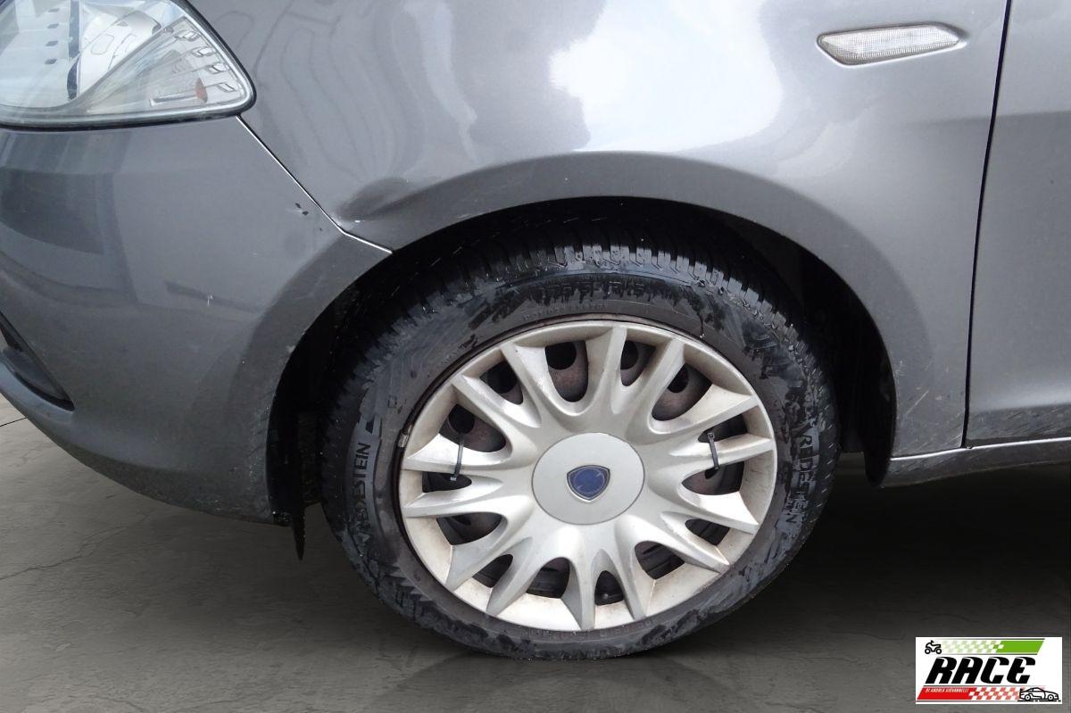 LANCIA - Ypsilon - 1.2 69 CV 5 porte GPL Ecochic Gold