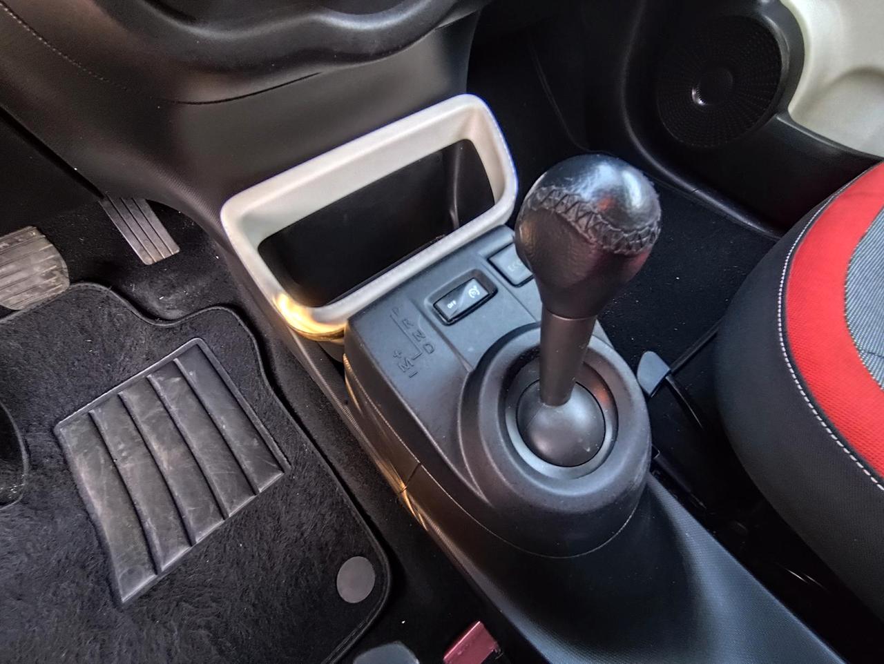 Renault Twingo 0.9 tce Openair 90cv edc