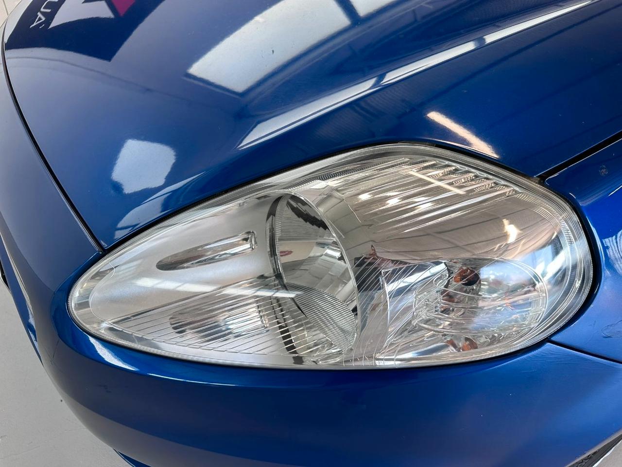 Fiat Grande Punto 5 Porte Grande Punto 5p 1.2 Active c/clima 65cv
