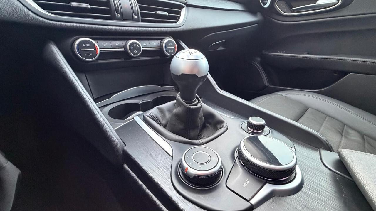 Alfa Romeo Giulia 2.2 Turbodiesel 150 CV Super