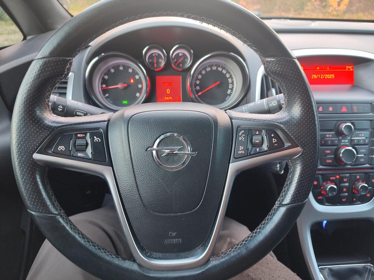 Opel Astra 1.6 Turbo 180CV Sports Tourer Cosmo S