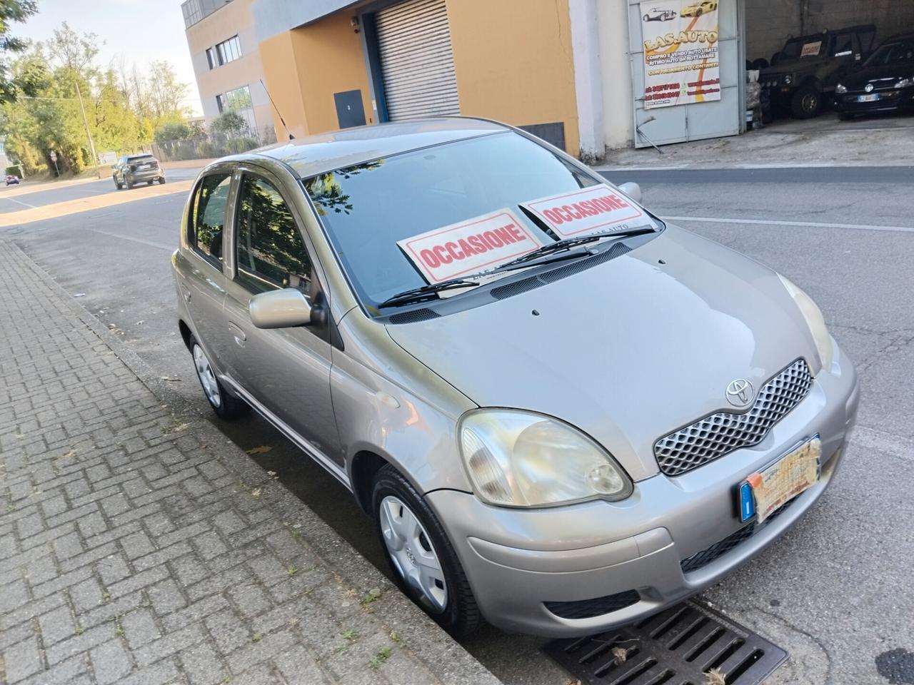 Toyota Yaris 1.0i 16V cat 5 porte KM 130 IDEALE PER NEO PATENTATI A 2.499 EURO