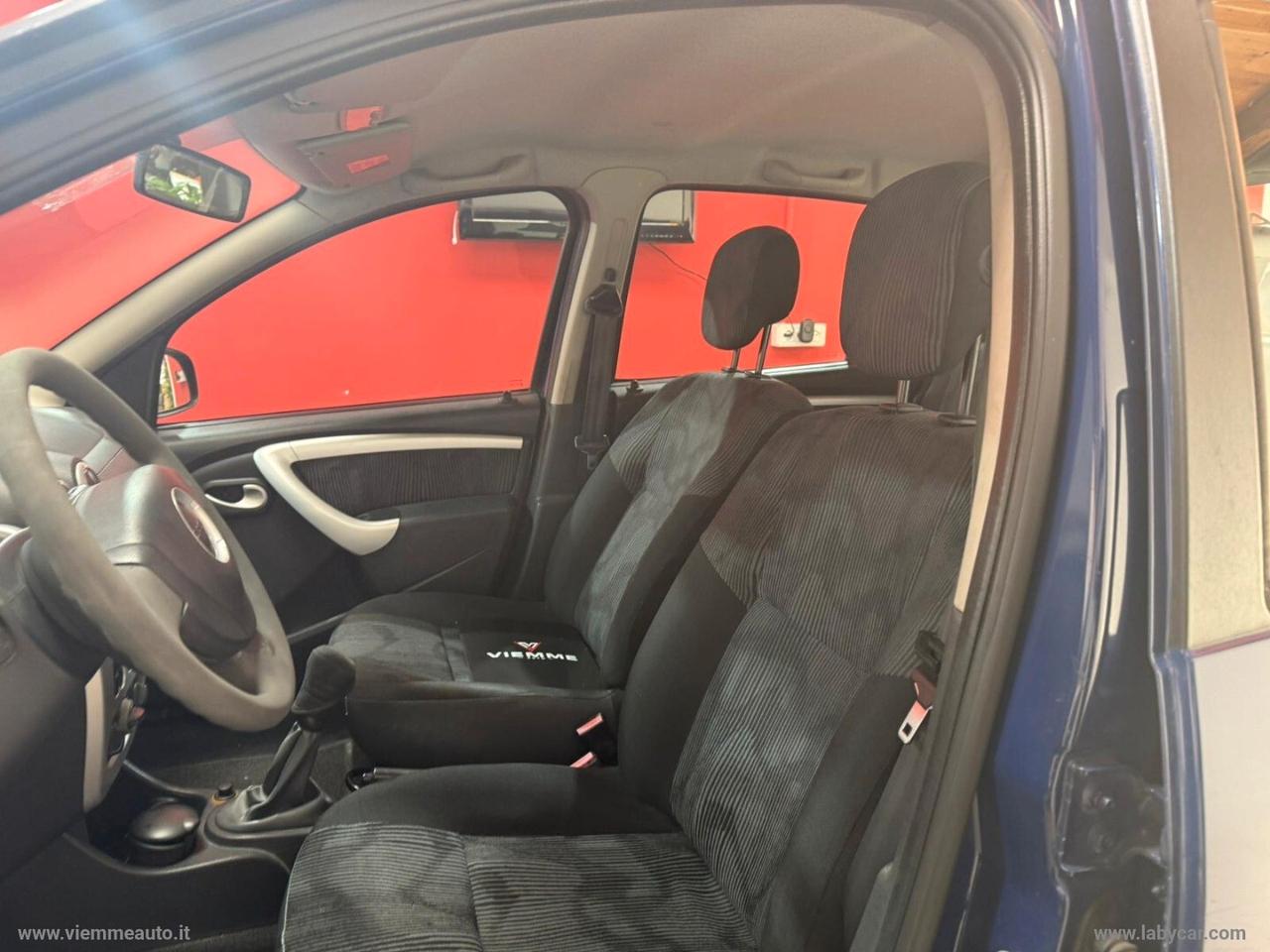 Dacia Sandero 1.2 16V Lauréate