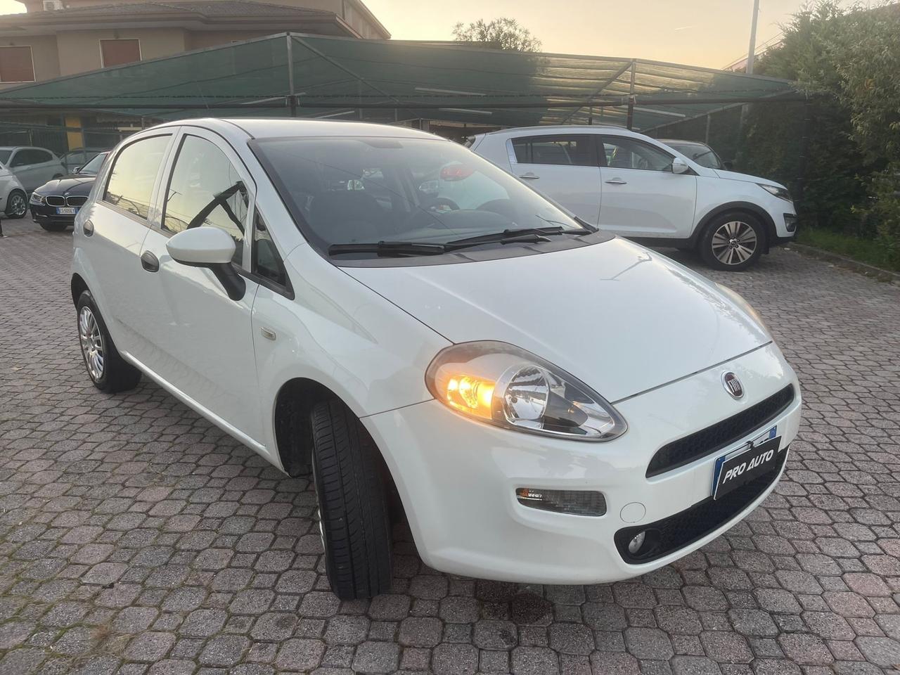 Fiat Punto 1.4 8V 5 porte Natural Power Street 2017