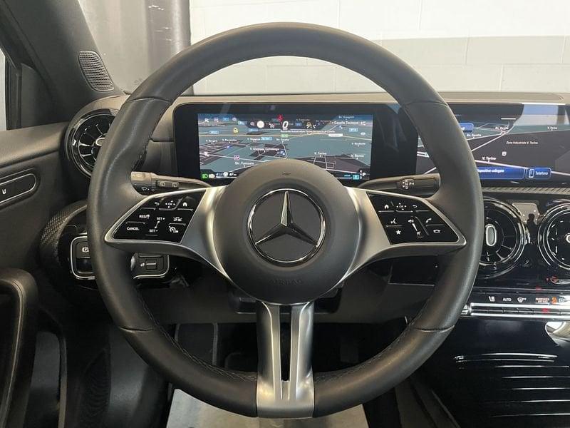 Mercedes-Benz Classe A A 180 Automatic Progressive Advanced