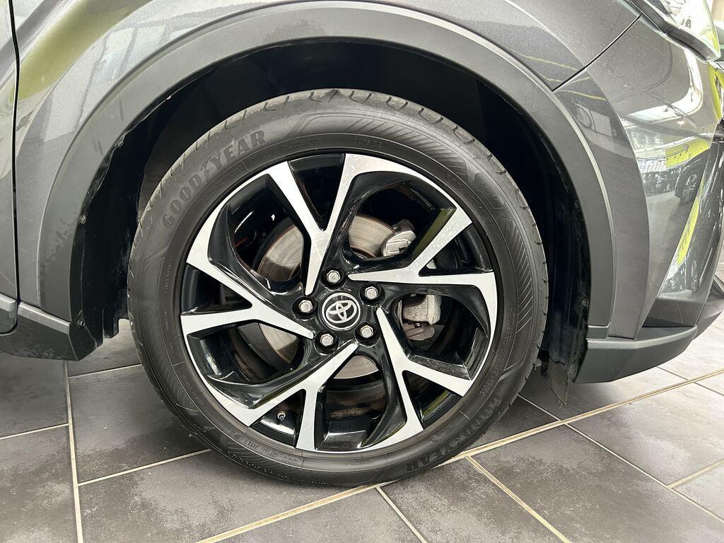 Toyota C-HR 2.0 Hybrid More Business E-CVT