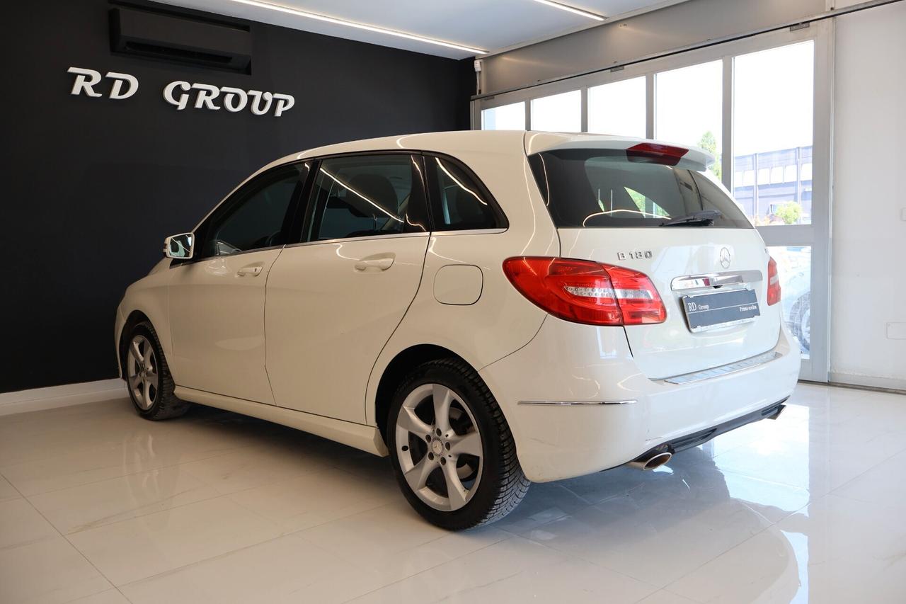 Mercedes-benz B 180 d Premium