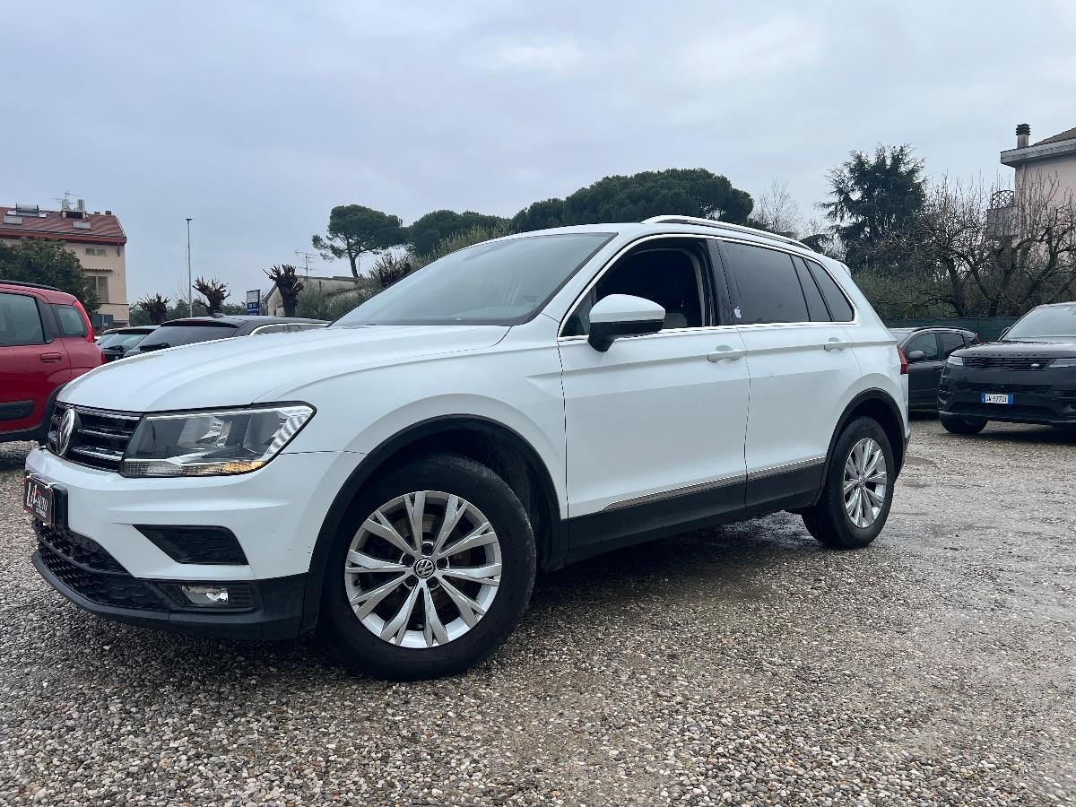 VOLKSWAGEN - Tiguan - 1.6 TDI Business BMT
