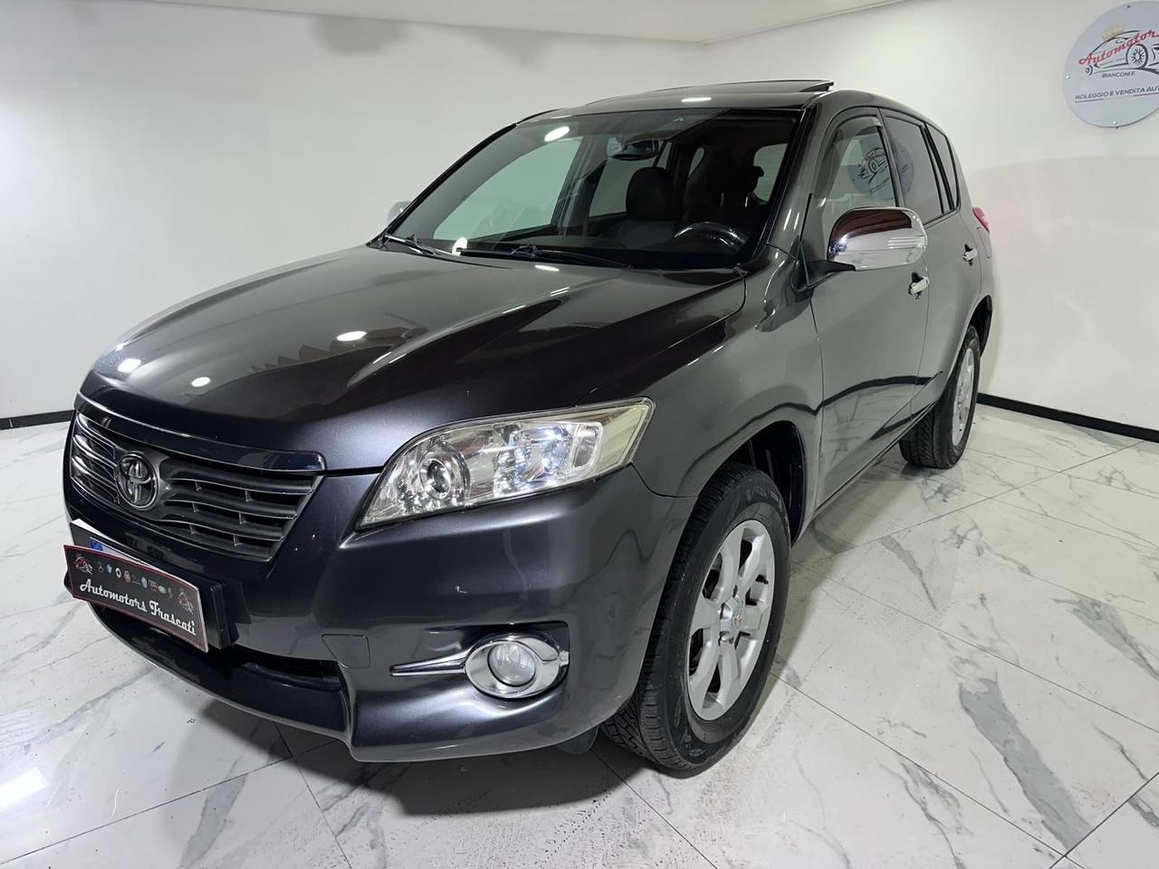 Toyota RAV 4 RAV4 2.2 D-2 WD 150 CV