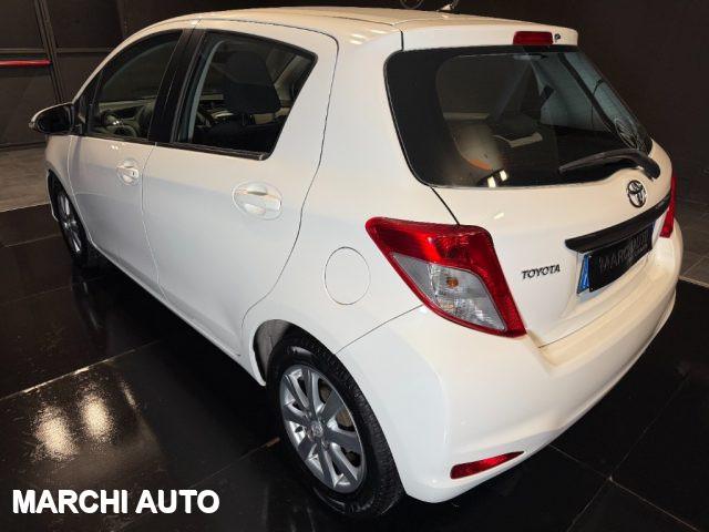TOYOTA Yaris 1.3 5 porte Lounge